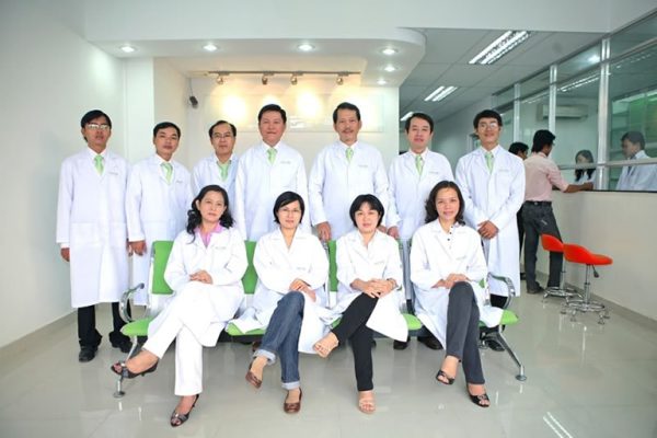 Nha khoa Quốc tế Á Châu với đội ngũ bác sĩ giỏi